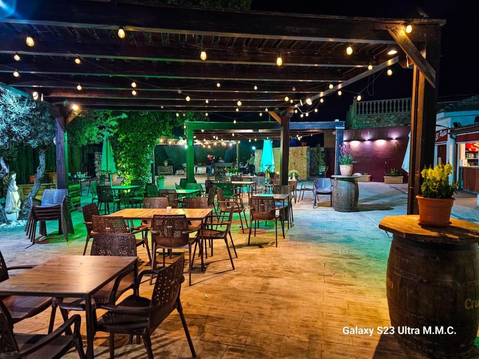 Hotel Restaurante El Patas コラル・デ・アルマゲール エクステリア 写真